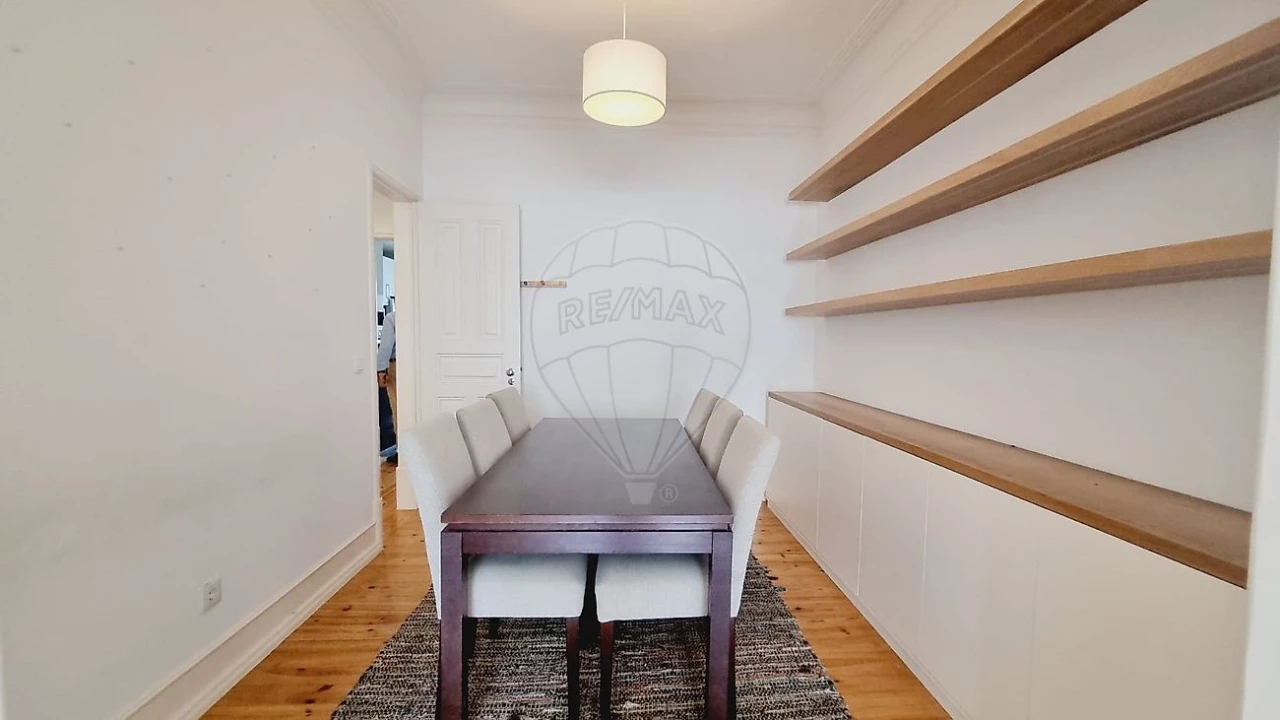 Apartamento T3 para Arrendamento em Areeiro Foto 9