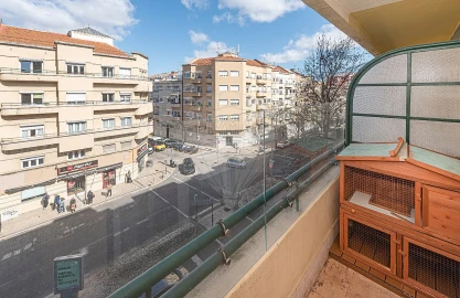 Apartamento T3 para Arrendamento em Areeiro