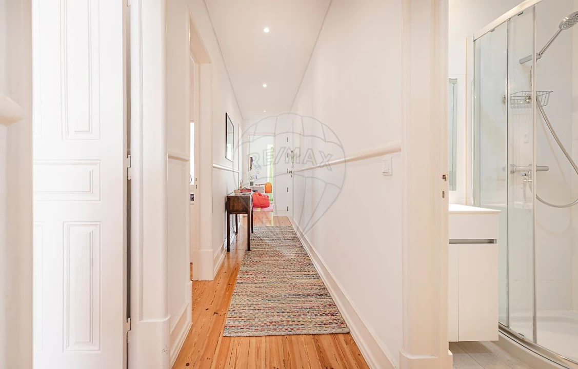 Apartamento T3 para Arrendamento em Areeiro Foto 21