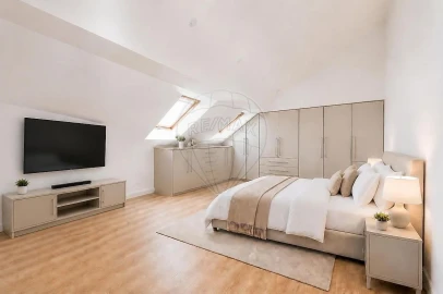 Apartamento T3 para Venda em Carcavelos e Parede
