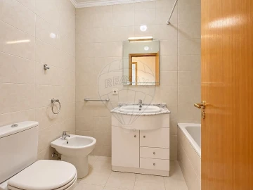 Apartamento T3 para Arrendamento em Canidelo