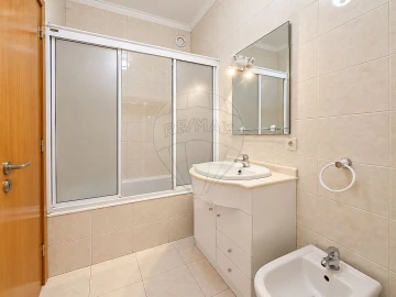 Apartamento T3 para Arrendamento em Canidelo