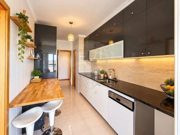 Apartamento T3 para Arrendamento em Canidelo