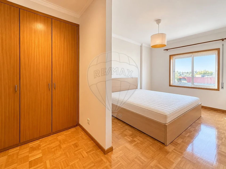 Apartamento T3 para Arrendamento em Canidelo Foto 11