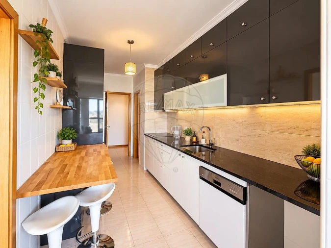 Apartamento T3 para Arrendamento em Canidelo Foto 16