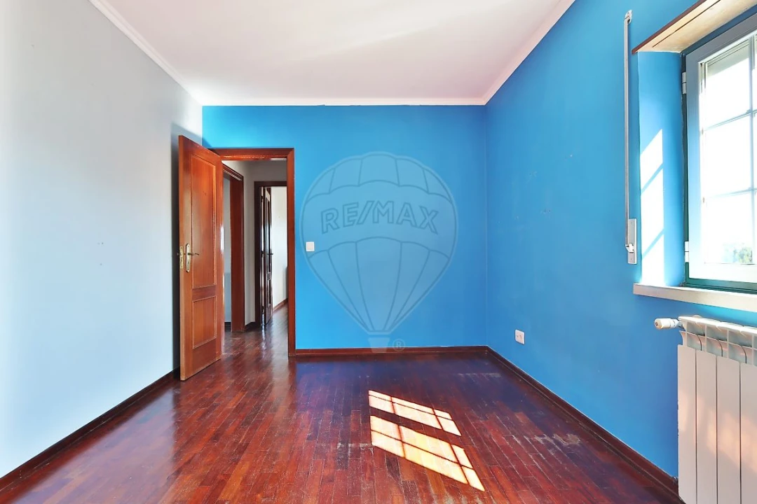 Apartamento T2 para Venda em Venda do Pinheiro e Santo Estêvão das Galés Foto 21