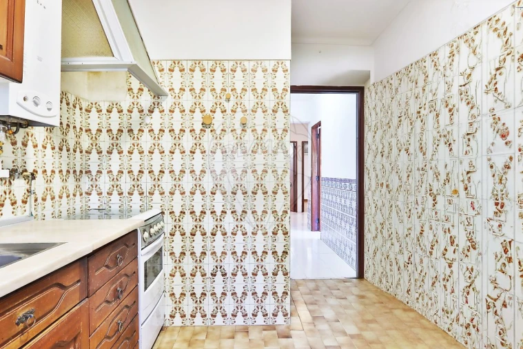 Apartamento T2 para Venda em Agualva e Mira-Sintra Foto 6