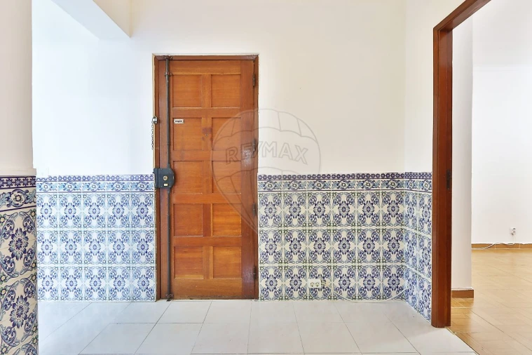 Apartamento T2 para Venda em Agualva e Mira-Sintra Foto 14