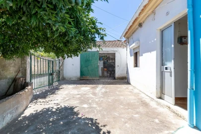 Moradia T1 para Venda em Ribafria e Pereiro de Palhacana