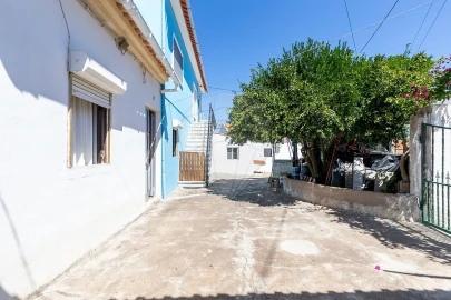 Moradia T1 para Venda em Ribafria e Pereiro de Palhacana
