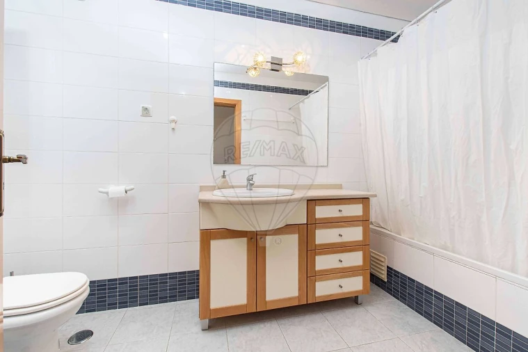 Apartamento T2 para Venda em Alverca do Ribatejo e Sobralinho Foto 18