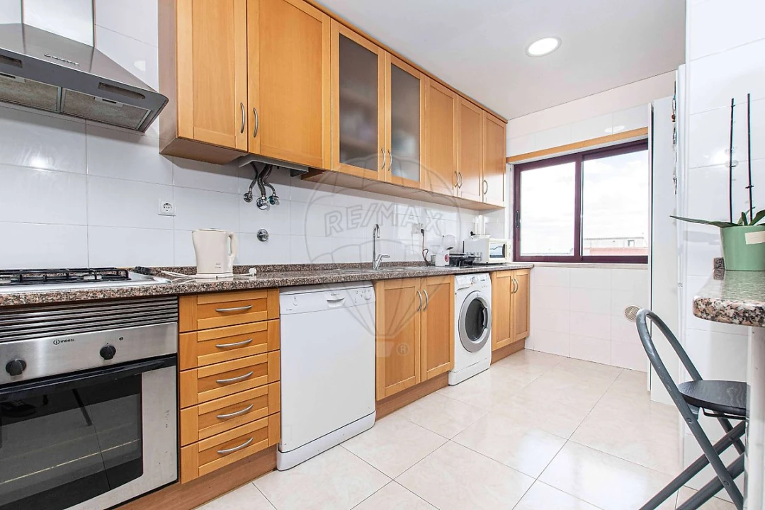 Apartamento T2 para Venda em Alverca do Ribatejo e Sobralinho Foto 6