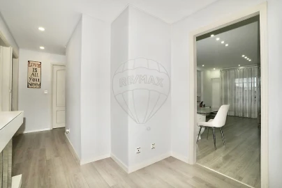 Apartamento T3 para Venda em Póvoa de Santa Iria e Forte da Casa