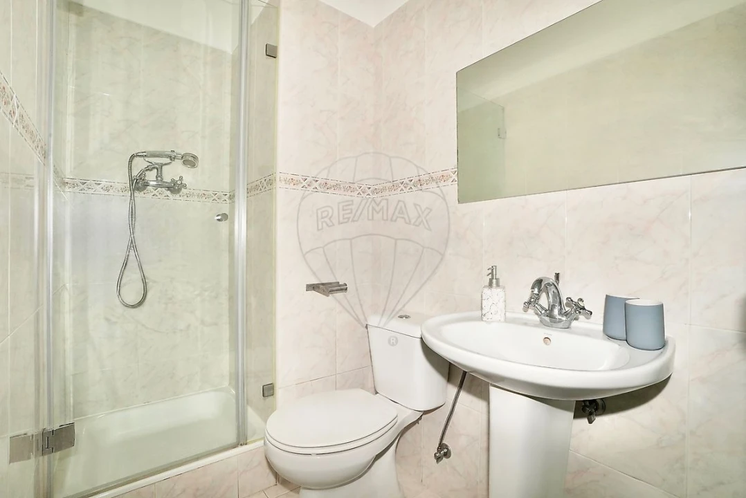 Apartamento T3 para Venda em Póvoa de Santa Iria e Forte da Casa Foto 19