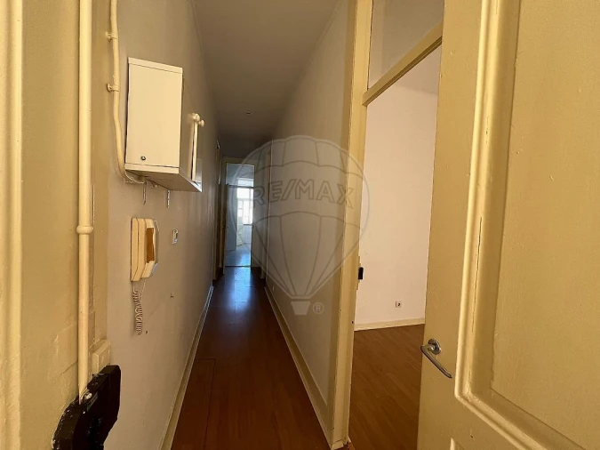 Apartamento T2 para Venda em São Vicente Foto 12