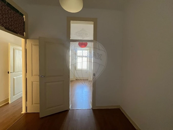 Apartamento T2 para Venda em São Vicente Foto 4