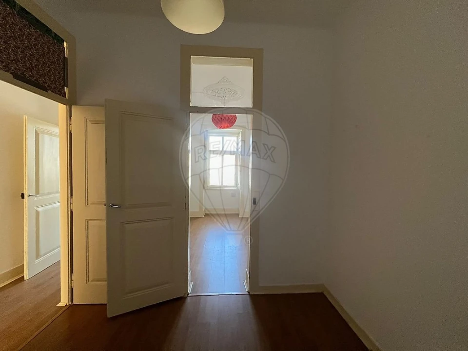 Apartamento T2 para Venda em São Vicente Foto 2