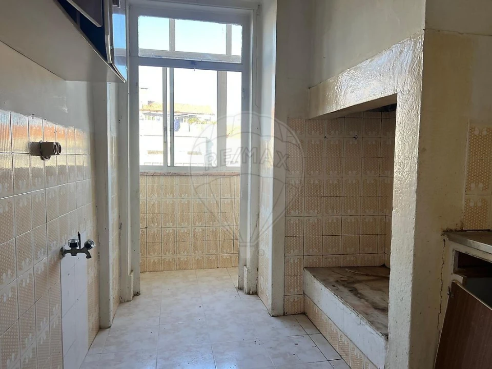 Apartamento T2 para Venda em São Vicente Foto 9