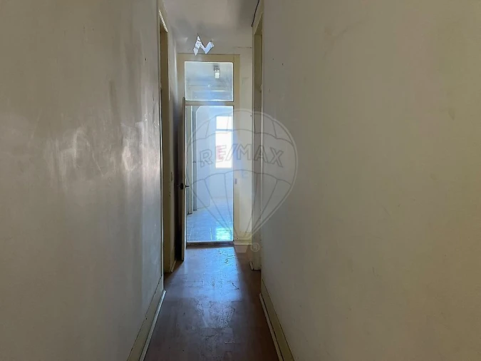 Apartamento T2 para Venda em São Vicente Foto 8