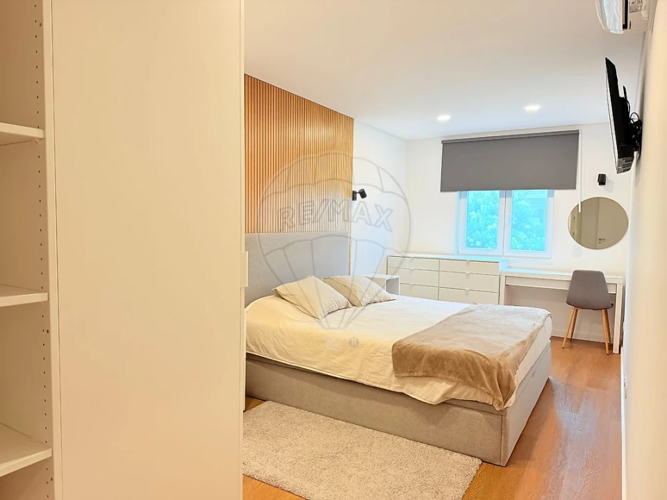 Apartamento T2 para Venda em Santa Maria e São Miguel, São Martinho, São Pedro Penaferrim Foto 24