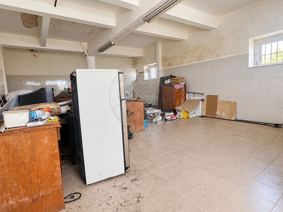 Armazém para Venda em São João das Lampas e Terrugem Foto 1