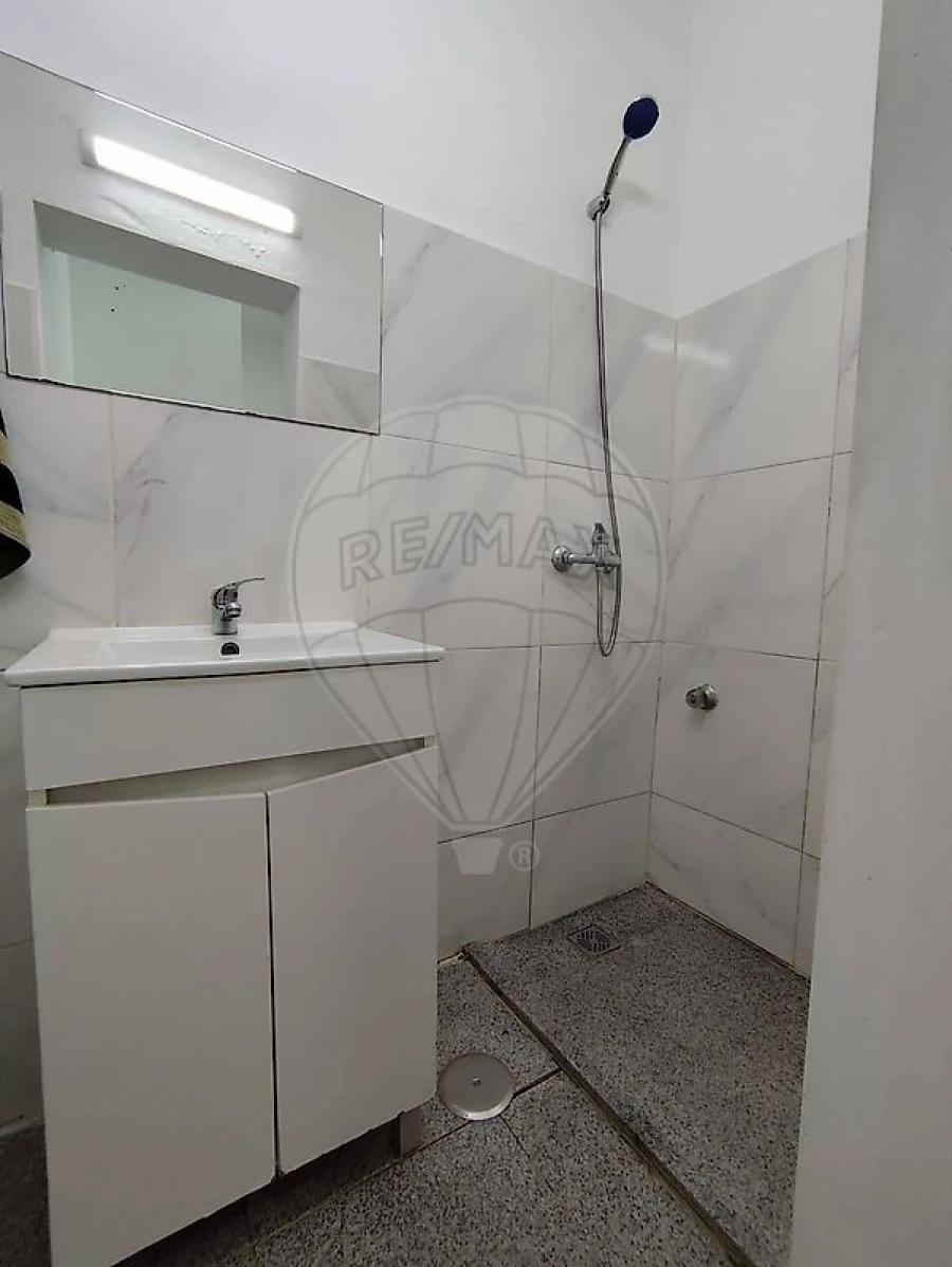 Armazém para Arrendamento em Perafita, Lavra e Santa Cruz do Bispo Foto 13