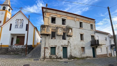 Moradia T5 para Venda em Perais