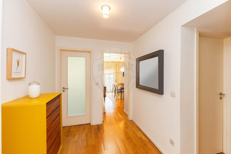 Apartamento T3 para Venda em Paranhos Foto 5