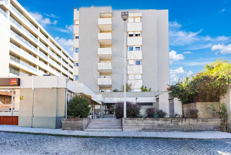 Apartamento T3 para Venda em Paranhos Foto 2