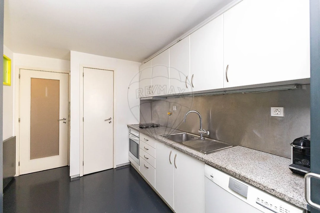 Apartamento T3 para Venda em Paranhos Foto 17
