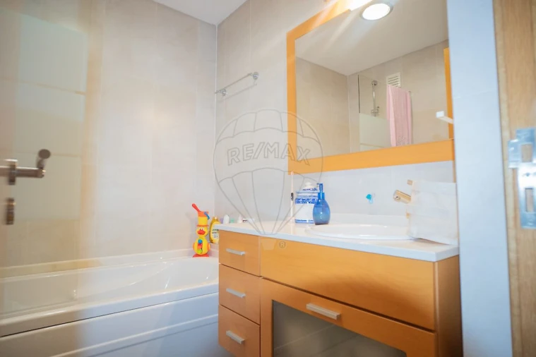 Apartamento T3 para Venda em São Domingos de Rana Foto 14