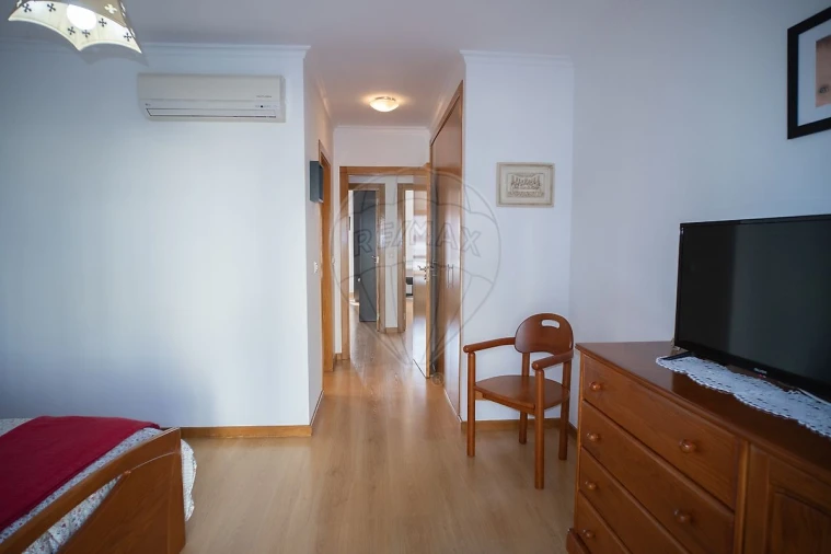 Apartamento T3 para Venda em São Domingos de Rana Foto 21
