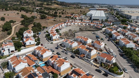 Moradia T3 para Venda em Vila Nova da Rainha