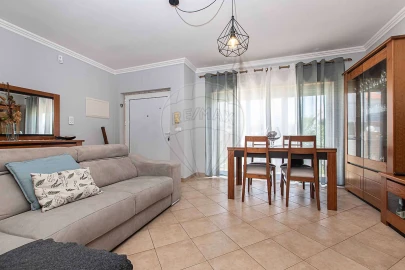 Moradia T3 para Venda em Vila Nova da Rainha