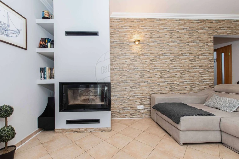 Moradia T3 para Venda em Vila Nova da Rainha Foto 4