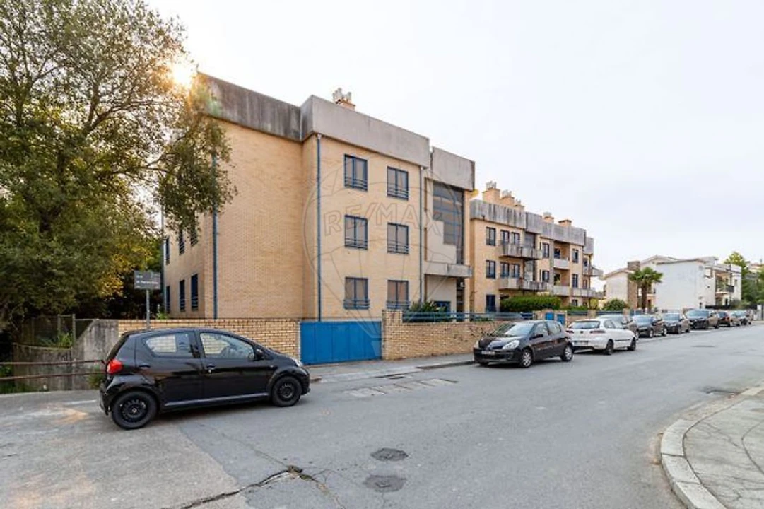 Apartamento T2 para Arrendamento em Gulpilhares e Valadares Foto 3