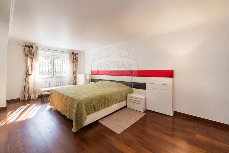 Apartamento T2 para Venda em Massamá e Monte Abraão Foto 5