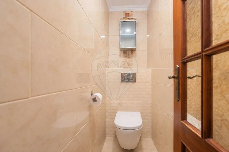 Apartamento T2 para Venda em Massamá e Monte Abraão Foto 22