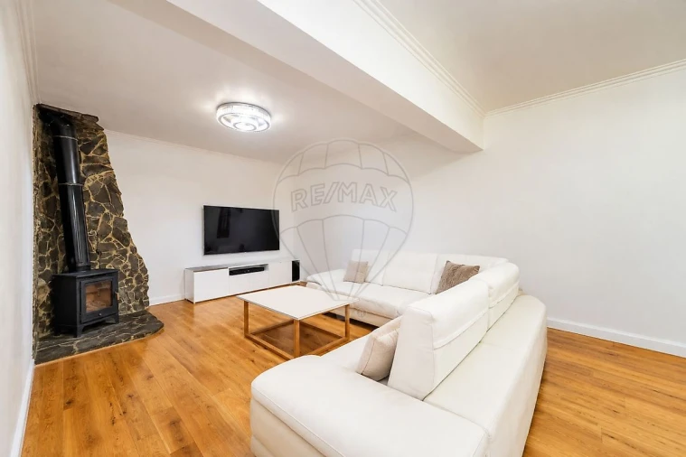 Apartamento T2 para Venda em Massamá e Monte Abraão Foto 17