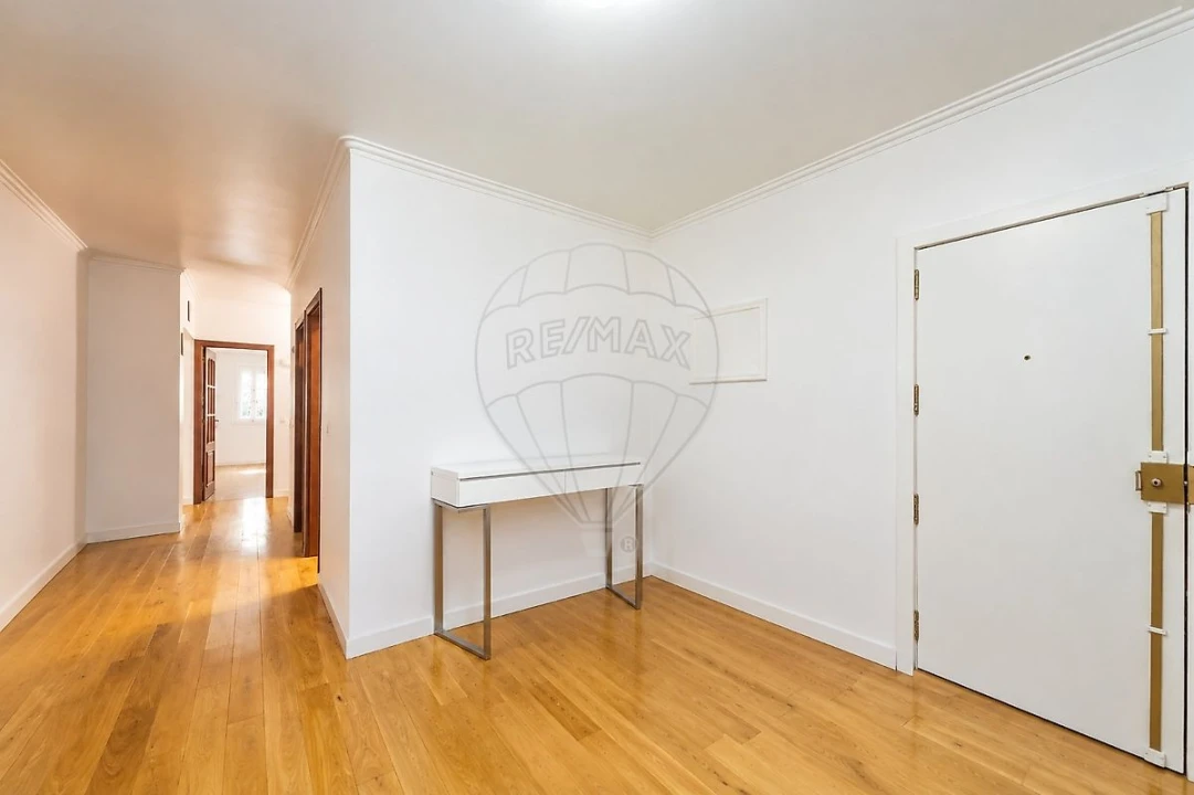 Apartamento T2 para Venda em Massamá e Monte Abraão Foto 19
