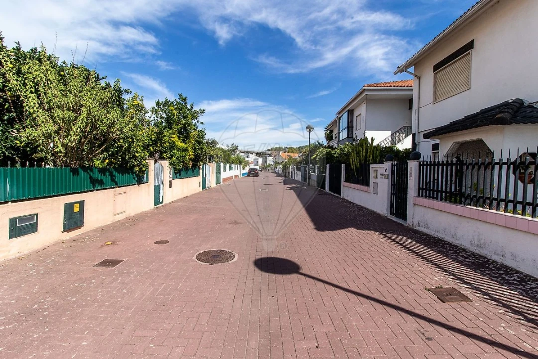 Terreno para Venda em Oeiras e São Julião da Barra, Paço de Arcos e Caxias Foto 8