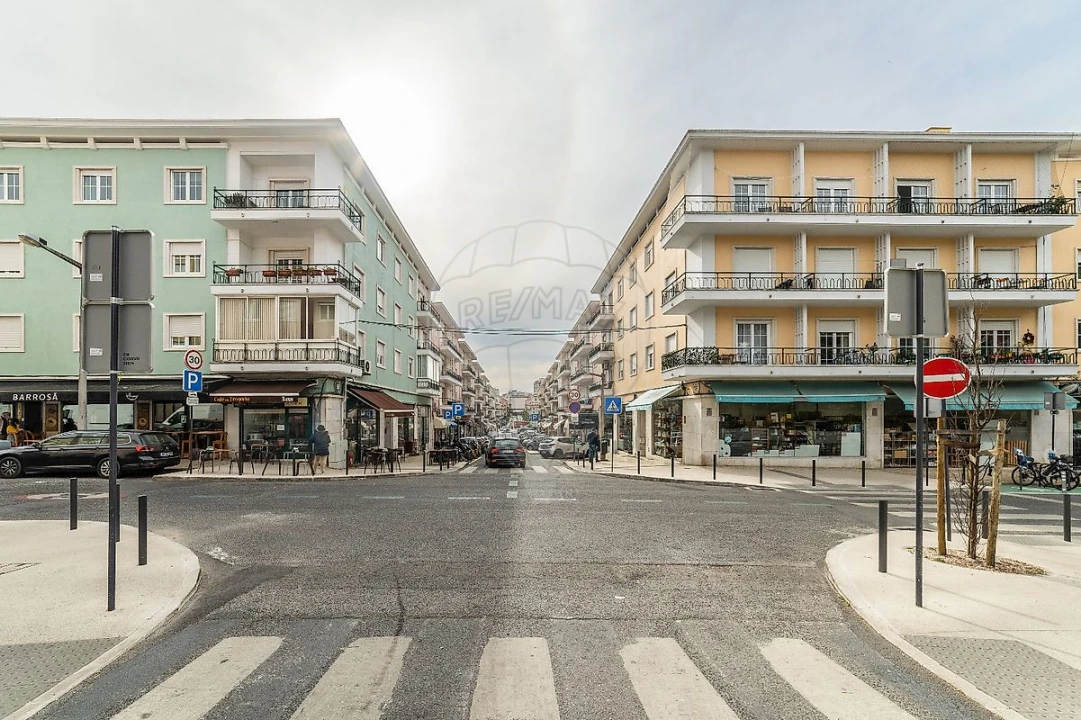 Apartamento T3 para Arrendamento em Alvalade Foto 21