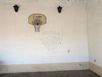 Moradia T5 para Venda em São Martinho do Bispo e Ribeira de Frades