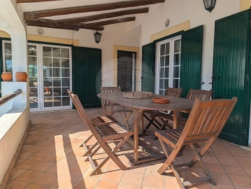 Moradia T5 para Venda em São Martinho do Bispo e Ribeira de Frades
