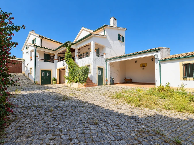 Moradia T5 para Venda em São Martinho do Bispo e Ribeira de Frades Foto 9