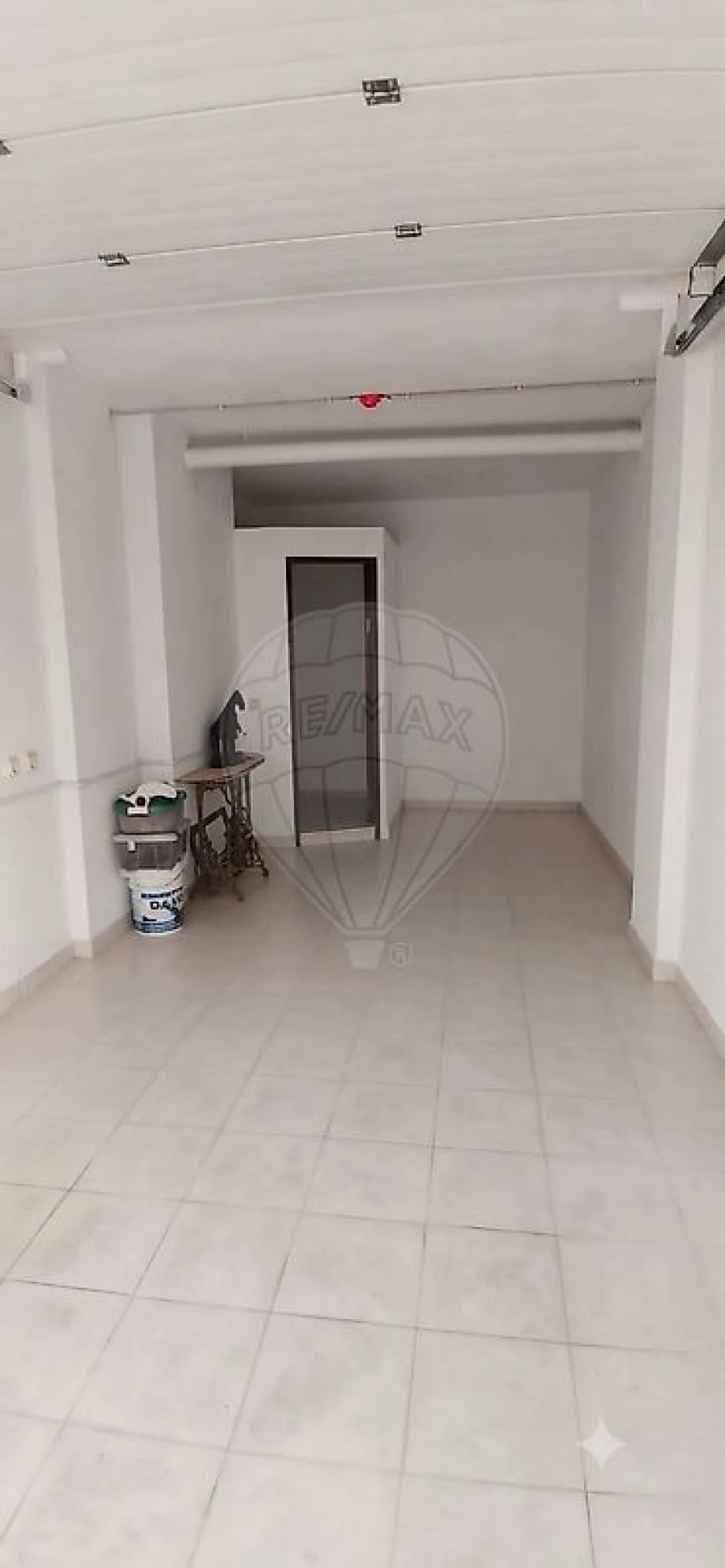 Garagem para Venda em Agualva e Mira-Sintra Foto 3