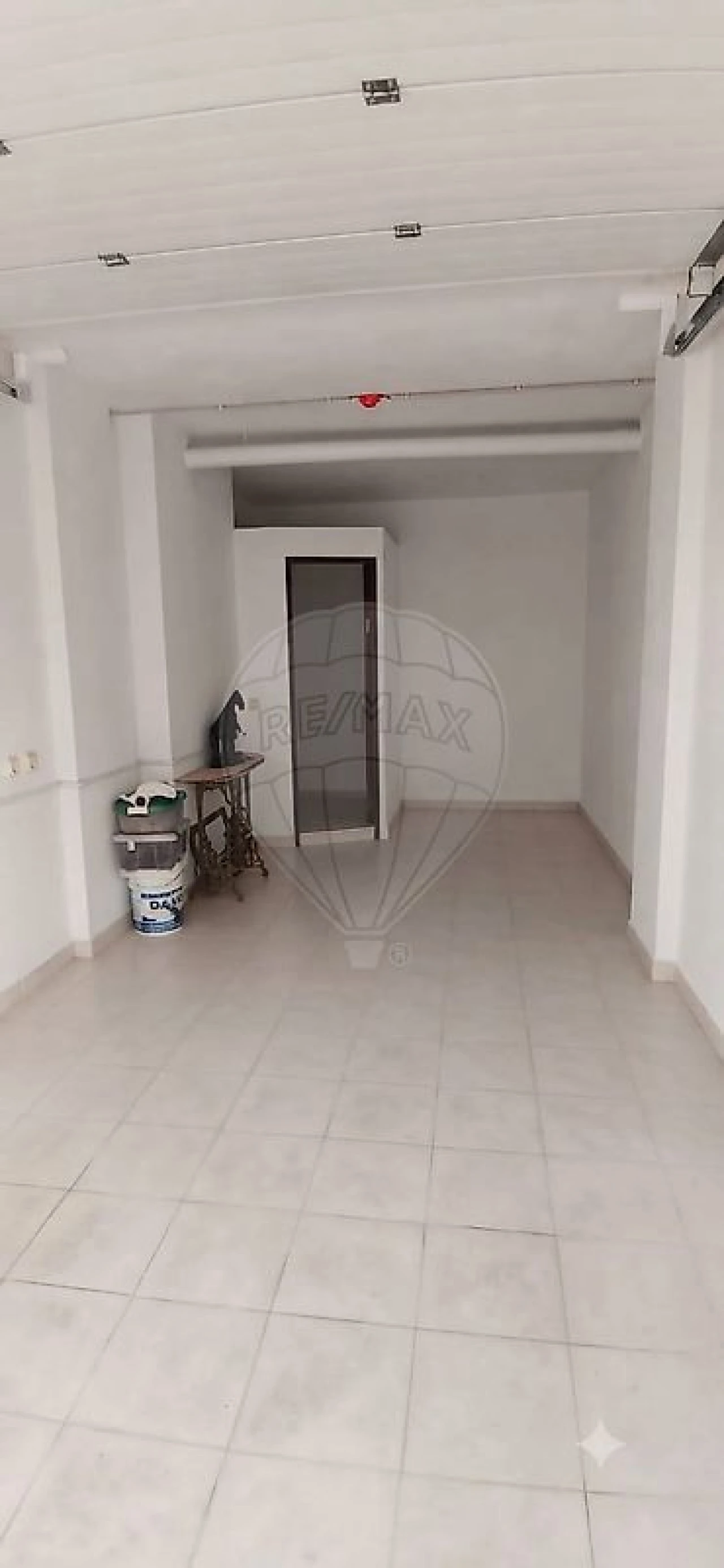 Garagem para Venda em Agualva e Mira-Sintra Foto 3