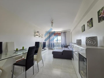 Apartamento T3 para Venda em Agualva e Mira-Sintra