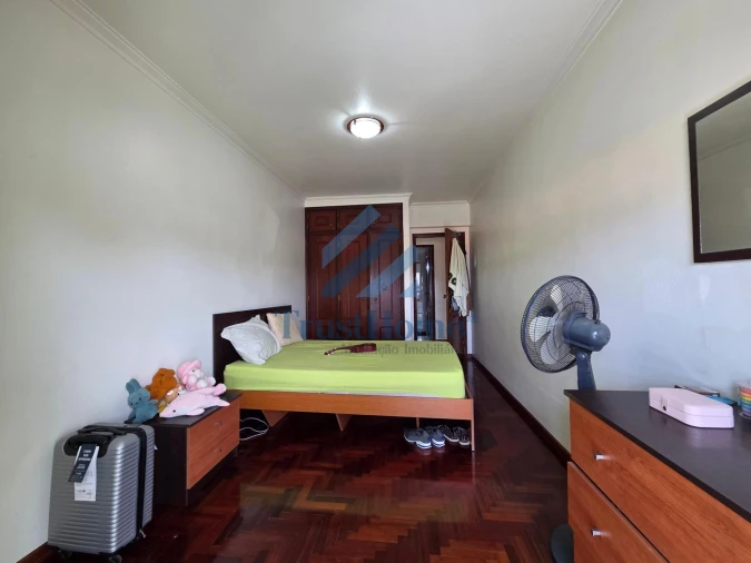 Apartamento T3 para Venda em Agualva e Mira-Sintra Foto 11