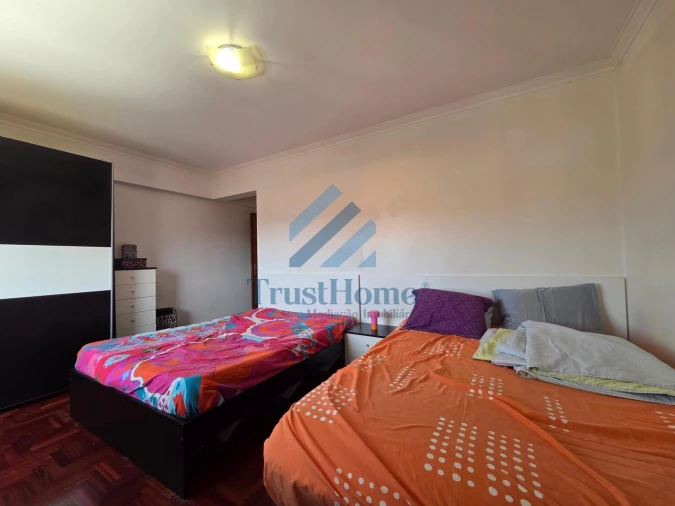 Apartamento T3 para Venda em Agualva e Mira-Sintra Foto 15